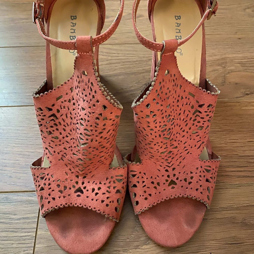 Bamboo Mauve Suede Cutout Heels